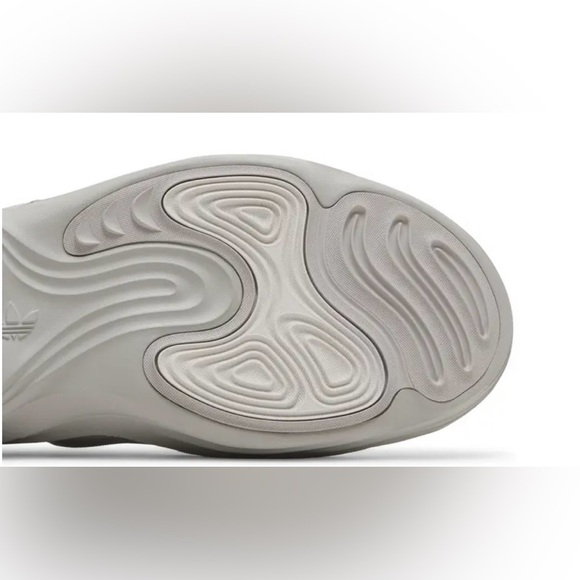 ADIDAS MENS ADIFOM Q ORIGINALS
WALKING Size 9 - Picture 7 of 11